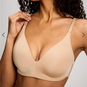 SOMA vanishing 360 wireless bra size 40C